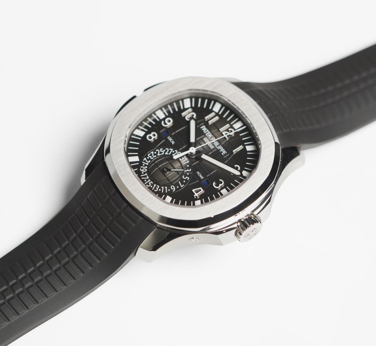 Patek Philippe Aquanaut Travel Time 5164a-001 Steel Case Black Rubber Strap - 40 8mm