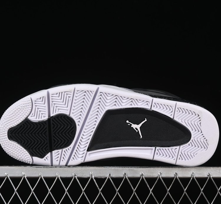 Aj 4 Fear