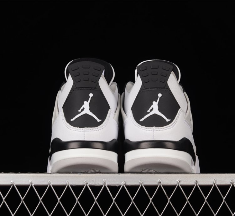 Military Black Aj4