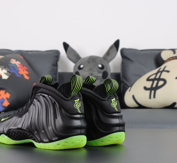 Nike Foamposlie One Green Gobin Hf2902-001
