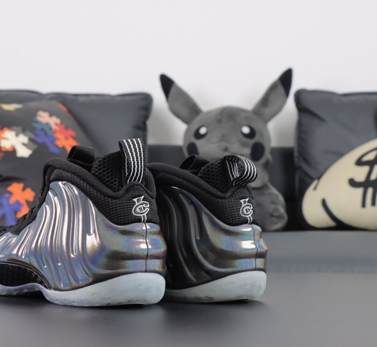 Nike Foamposlie One Hologram 314996-900