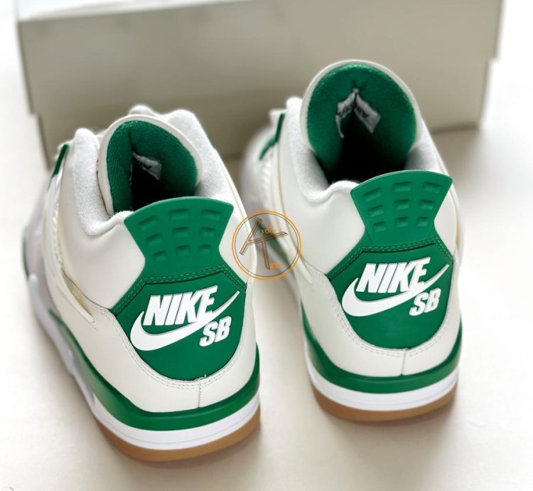 Nike Air Jordan 4 Sb Pine Green Dr5415-103