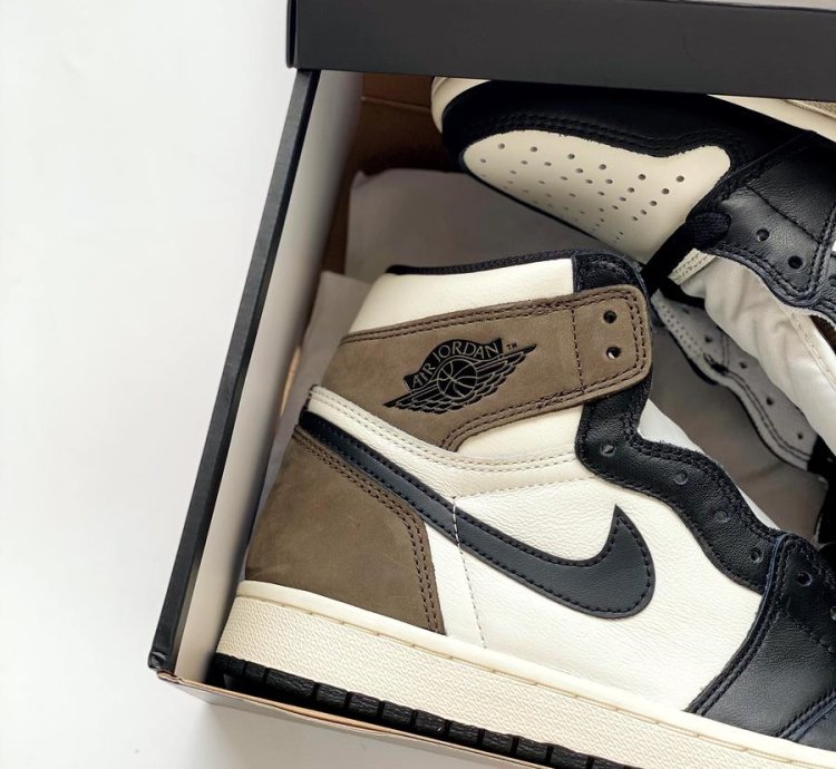 Nike Air Jordan 1 High Dark Mocha Gs 575441-105