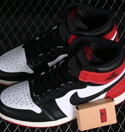 Black Toe Reimagined AJ1 DZ5485-106
