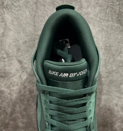 Air Jordan AJ4 RM Q7939-101
