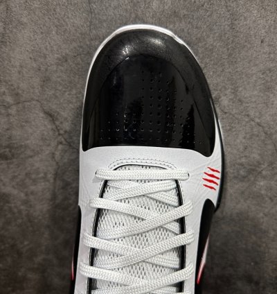 NK Zoom Kobe ZK5 ”Bruce Lee” CD4991-101