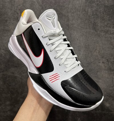 NK Zoom Kobe ZK5 ”Bruce Lee” CD4991-101