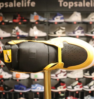 Nike Air Jordan 1 High Retro OG 'Pollen' 555088-701