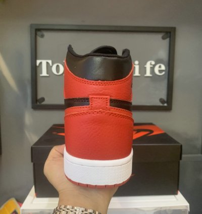 Air Jordan 1 Retro High OG 'Patent Bred' 575441-063