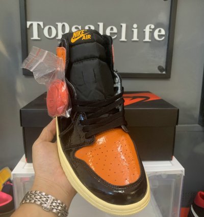 Air Jordan 1 Retro High OG 'Shattered Backboard 3.0' 555088-028