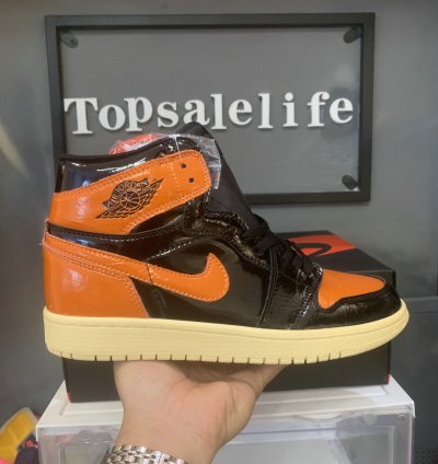 Air Jordan 1 Retro High OG 'Shattered Backboard 3.0' 555088-028