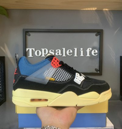 Jordan 4 Retro Union Off Noir DC9533-001