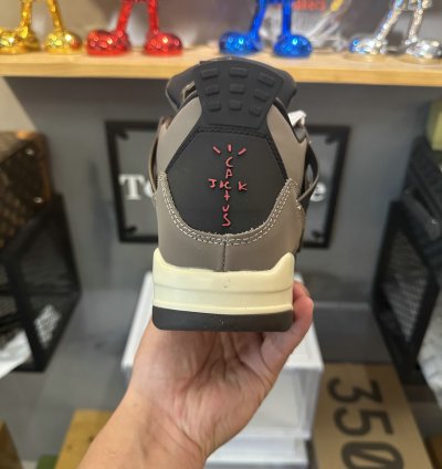 Jordan 4 Retro Travis Scott Olive