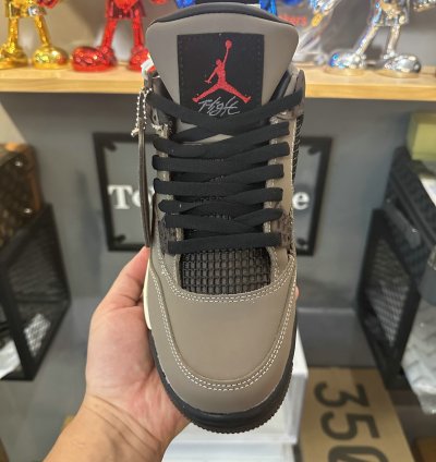 Jordan 4 Retro Travis Scott Olive