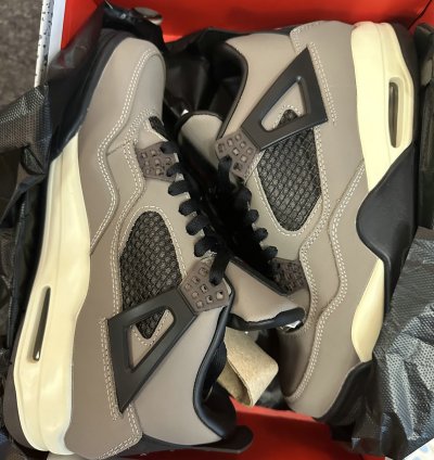 Jordan 4 Retro Travis Scott Olive