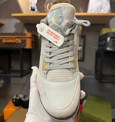 Air Jordan 4 Retro SE Craft Photon Dust DV3742-021