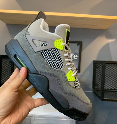 Jordan 4 Retro SE 95 Neon CT5342-007