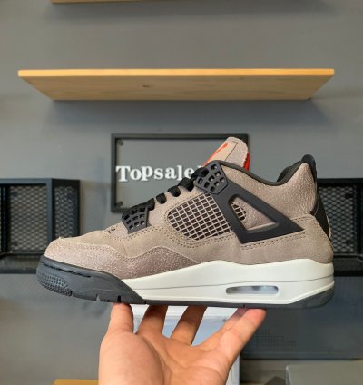 Jordan 4 Retro Taupe Haze DB0732-200