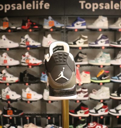 Jordan 4 Retro Fear Pack 626969-030