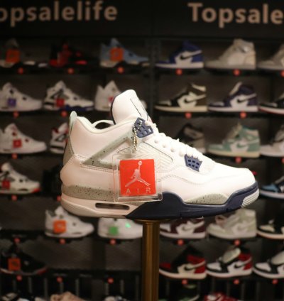 Jordan 4 Retro Midnight Navy DH6927-140