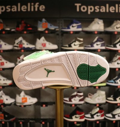 Jordan 4 Retro Metallic Green CT8527-113
