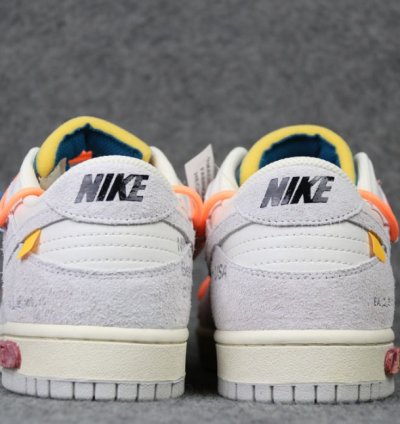 Nike Dunk Low Off-White Lot 19