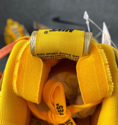 Nike Air Rubber Dunk Off-White University Gold