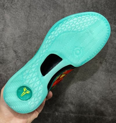 NK Kobe 8 What The Kobe HM9621-900
