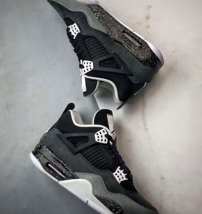 Air Jordan 4 Retro ”Fear” FQ8138-002