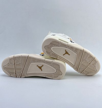 Air Jordan 4 Retro ”Metallic Gold” AQ9129-170