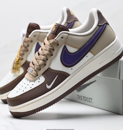 NIKE AIR FORCE 1‘07 LJ8822-111