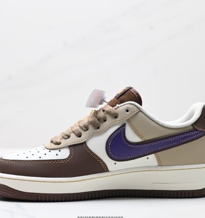 NIKE AIR FORCE 1‘07 LJ8822-111