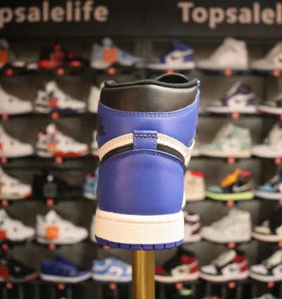 Air Jordan 1 Retro High OG Game Royal