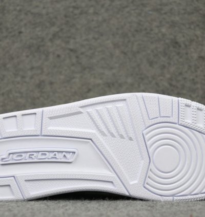 Nike Air Nike Air Jordan 3 Retro Pure Money