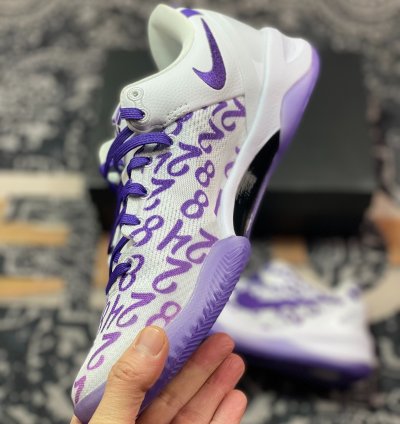 NK Kobe VIII 8 FQ3549-100