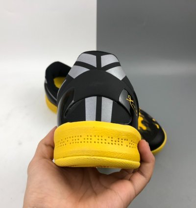 260 NK Kobe 8 System 555286-077