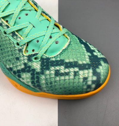 260 NK Kobe 8 System 555035-304