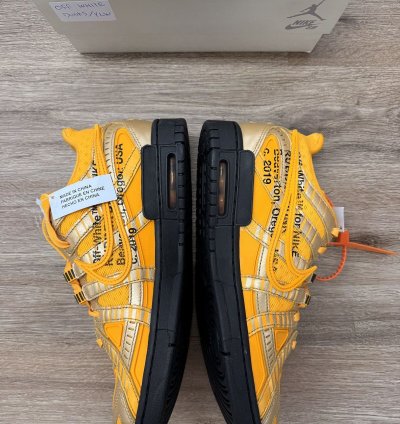 Nike Dunk Yellow Off Whites