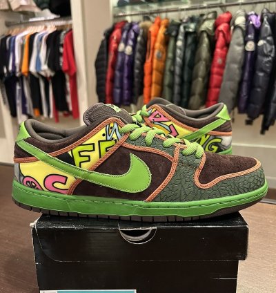 Nike SB Dunk Low De La Soul (2015)