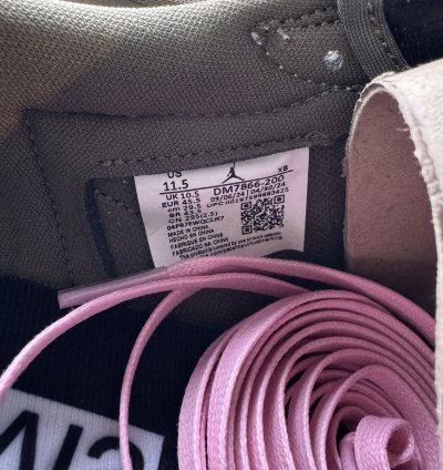 Travis Scott Jordan 1 Low Medium Olive