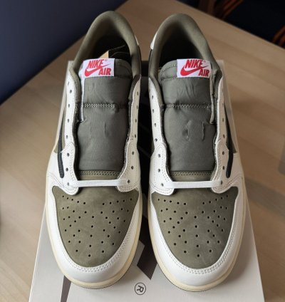 Travis Scott Jordan 1 Low Medium Olive