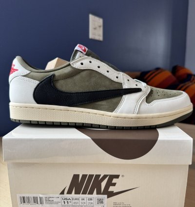 Travis Scott Jordan 1 Low Medium Olive