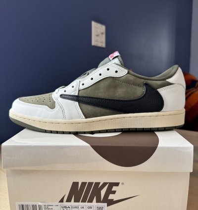 Travis Scott Jordan 1 Low Medium Olive
