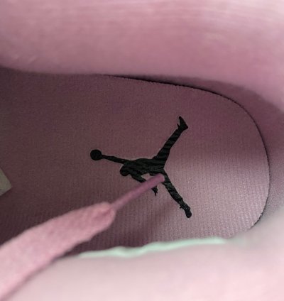 Air Jordan 4 Retro Orchid - AQ9129-501