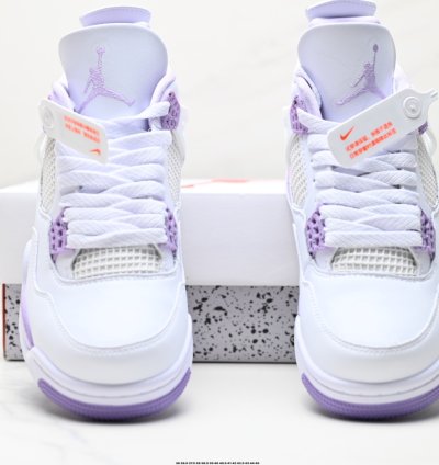 250 Nike Air Jordan 4 Retro CT8527-115
