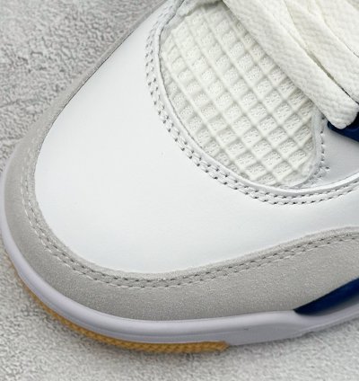 Air Jordan 4 Retro DR5415-100