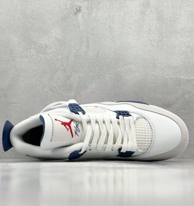 Air Jordan 4 Retro DR5415-100