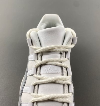 Air Jordan 11 Low Year of the Snake - HQ7000-001