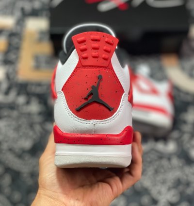 Air Jordan 4 ”Neutral Grey“ DH6927-161