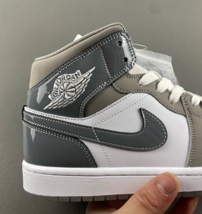 Jordan 1 Mid SE White Medium Grey Cool Grey - HF3216-100